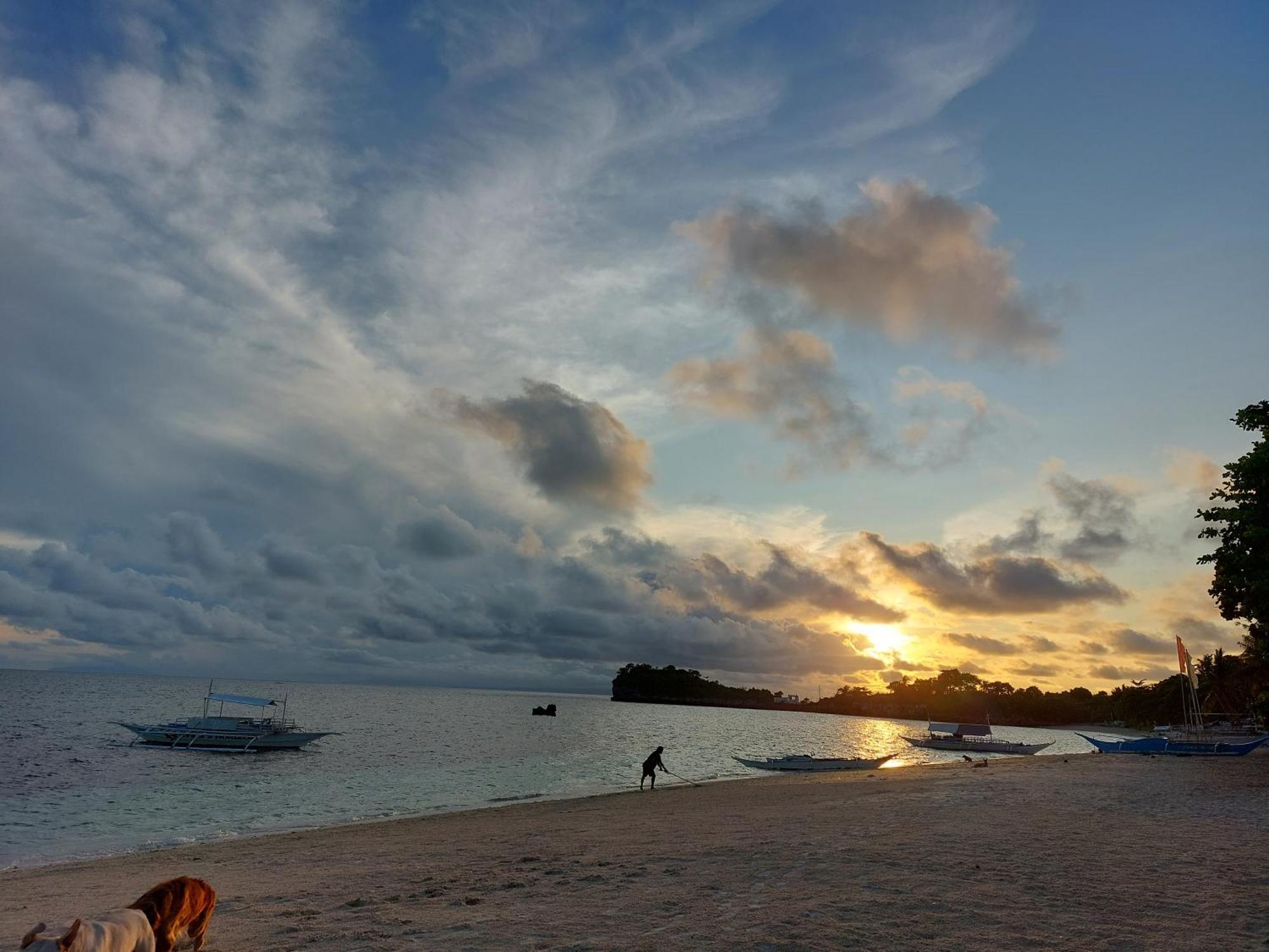 Avila'S Horizon Dive Resort Malapascua Экстерьер фото