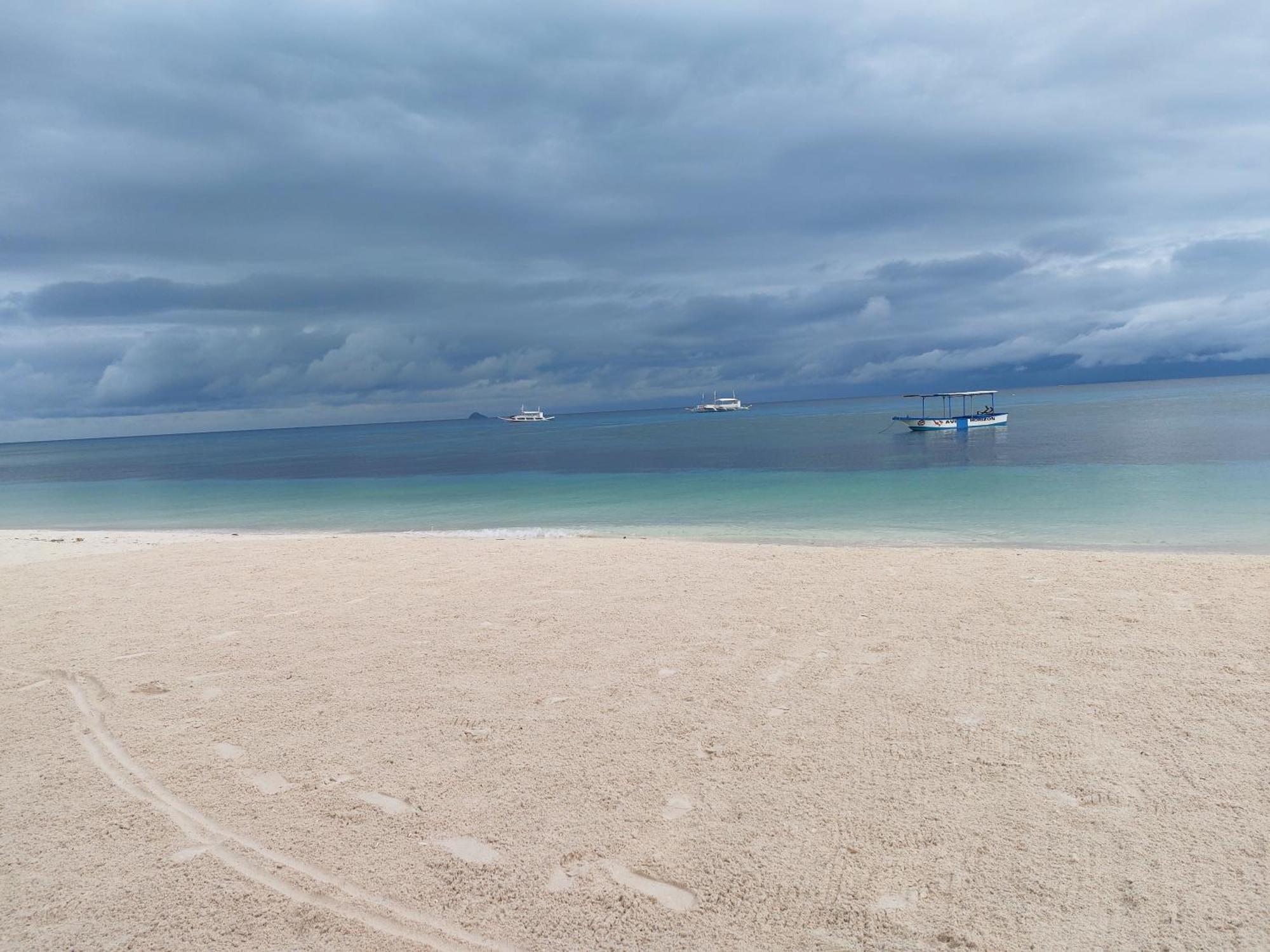 Avila'S Horizon Dive Resort Malapascua Экстерьер фото